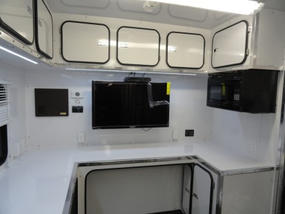 38 ft GN Mobile Command for AAA Insurnace